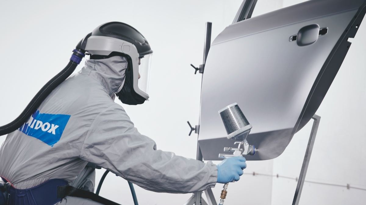 Standoblue Basecoat application